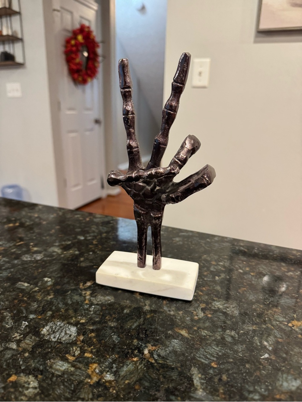 Halloween skeleton hand making peace sign metal NEW